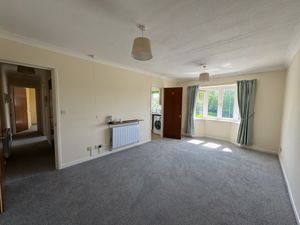 Lounge/Diner- click for photo gallery